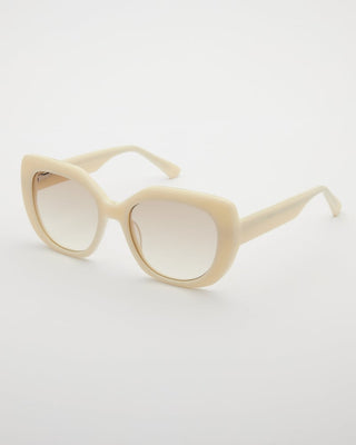 Jessica Milky White Tinted