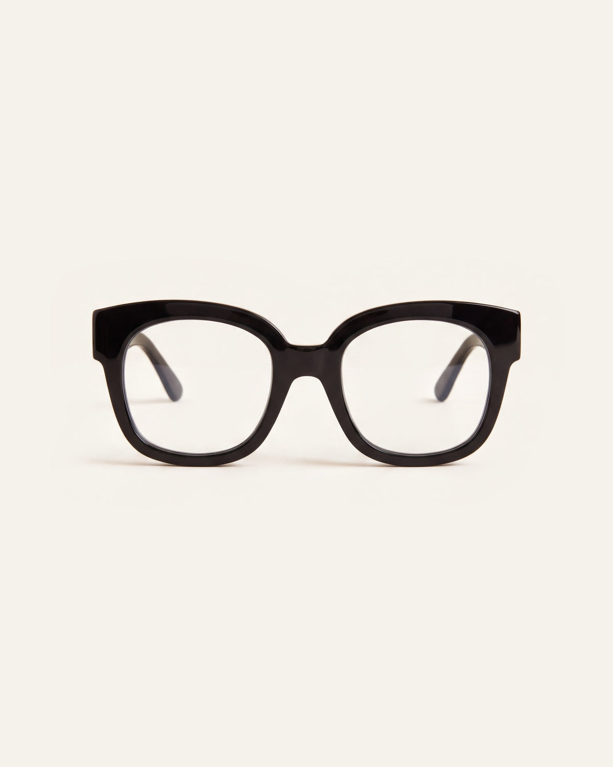 Chloe Black Blue light, front