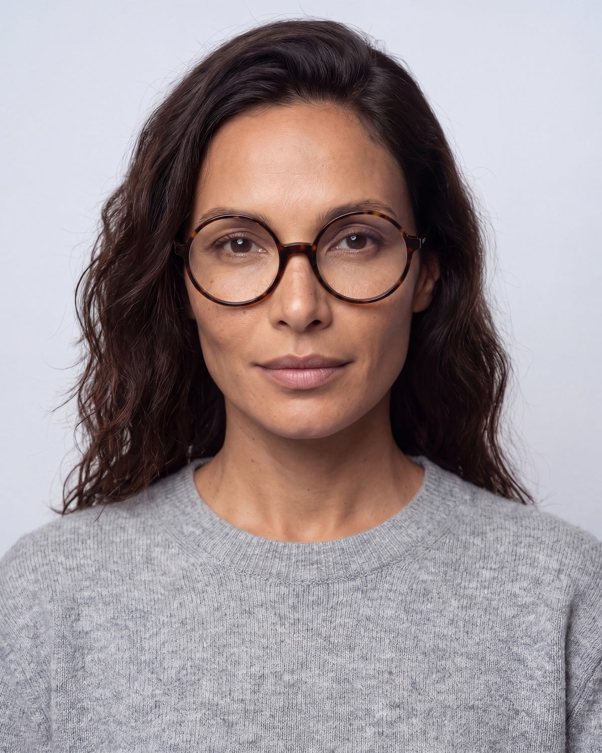 Rakel Deep Chestnut Readers, worn