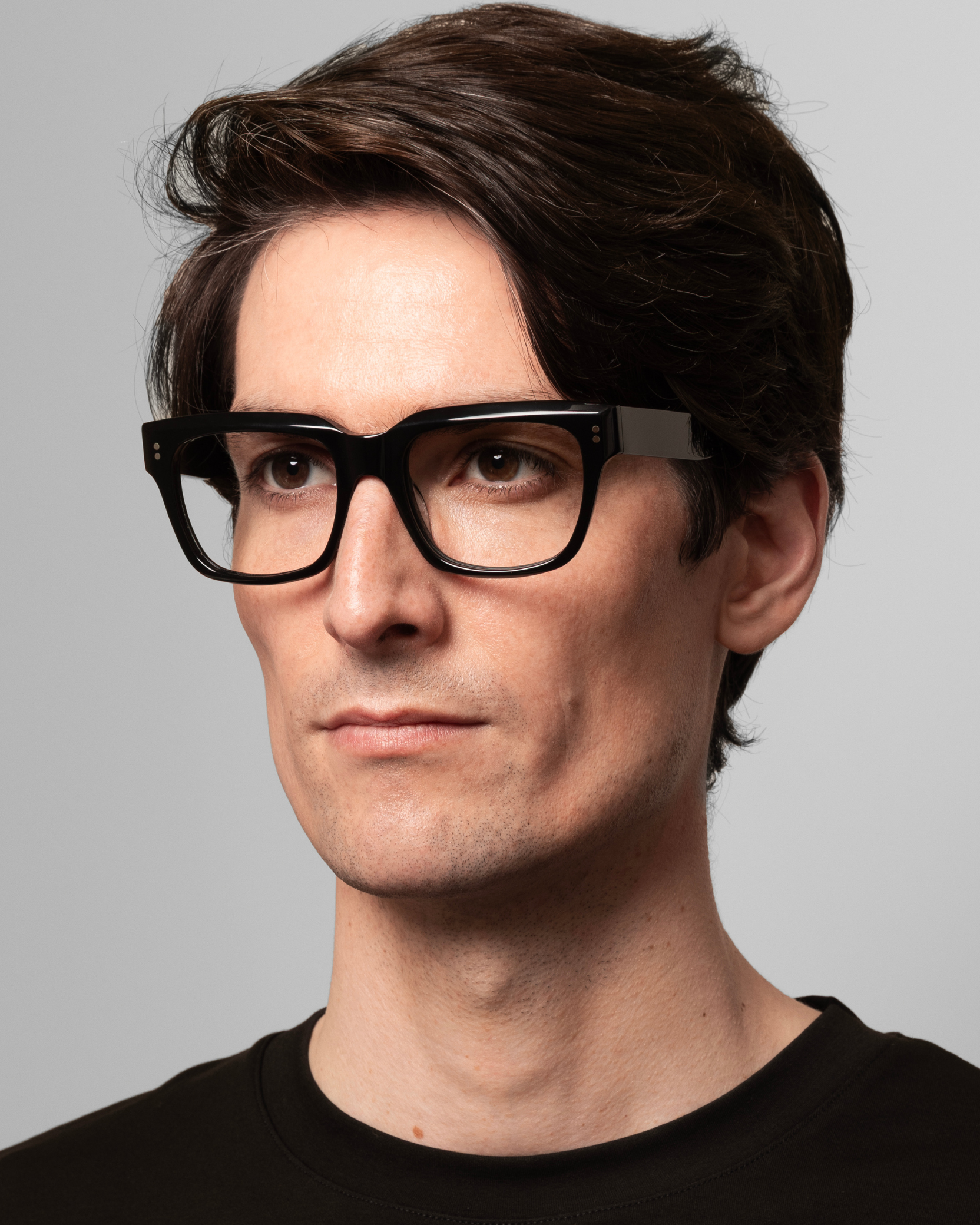 Noel Black Blue Light