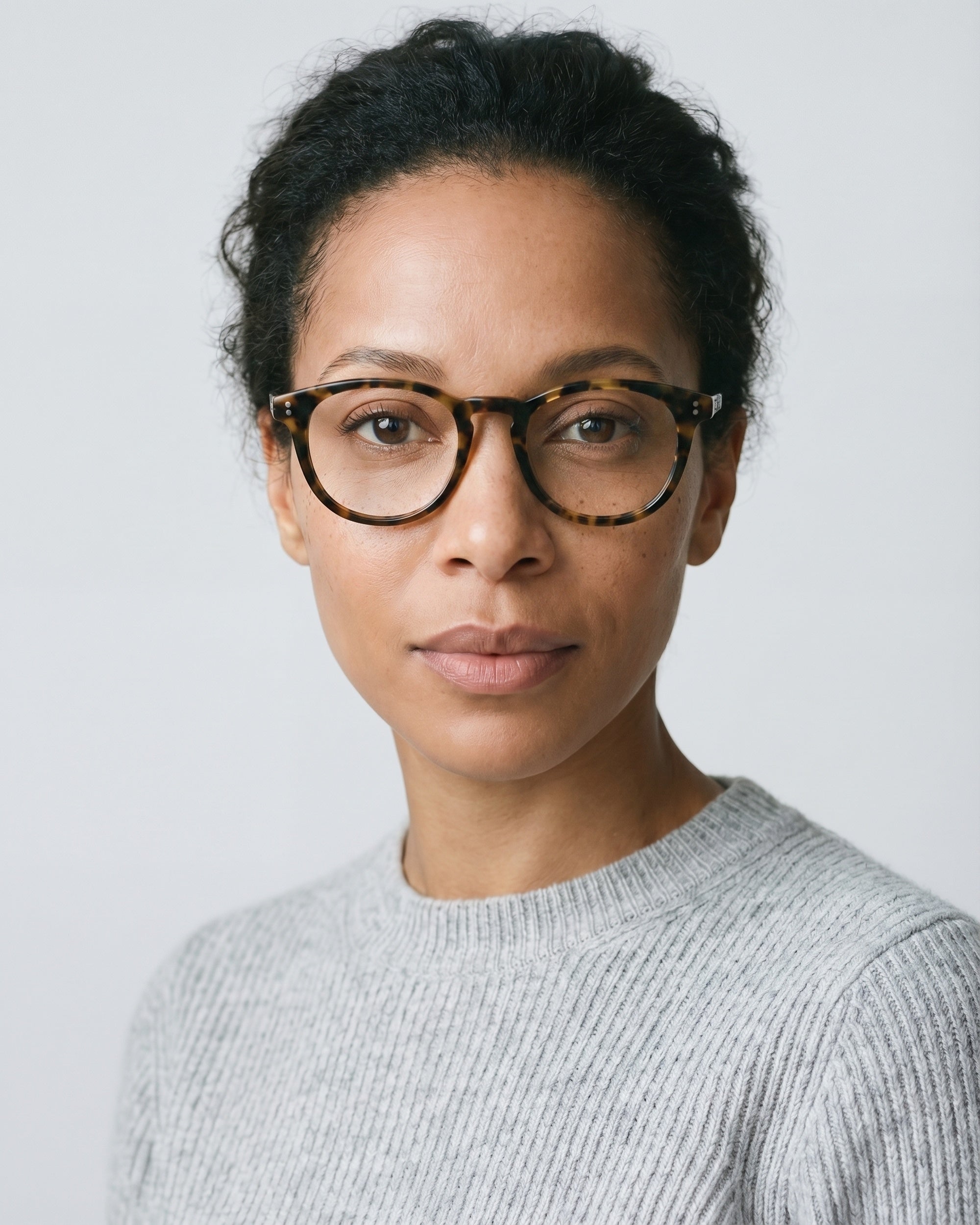 Eva Honey Turtle Readers - Model